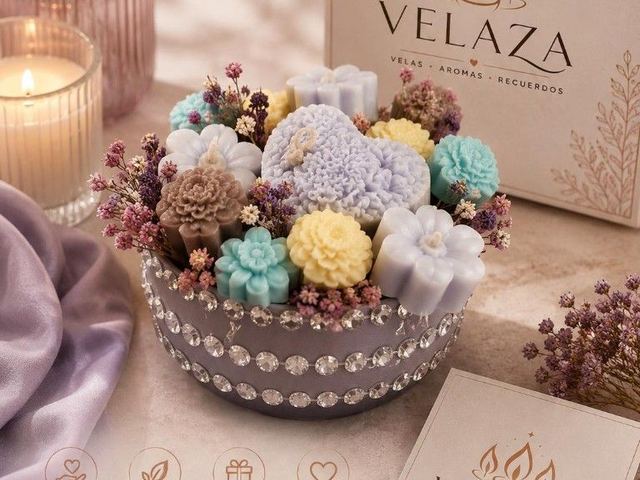 Bouquet corazón Velaza con velas florales, corazón lila y bowl con brillantes